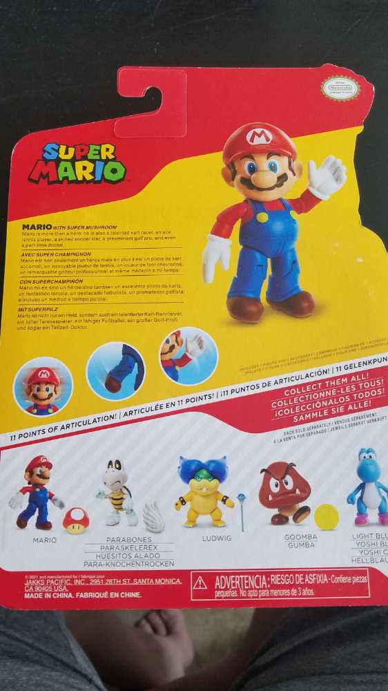 Super Mario - VIDEO GAMES (Super Mario Bros.) action figure collectible [Barcode 192995414051] - Main Image 2