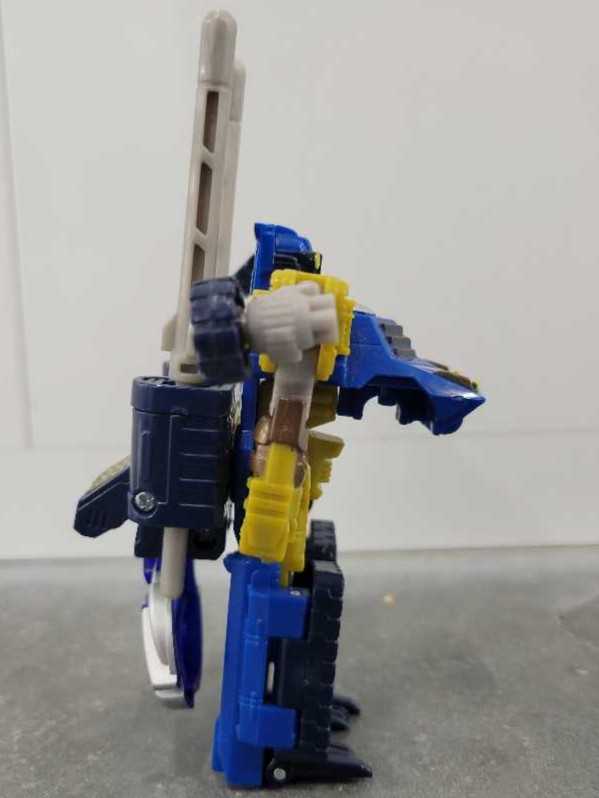 Scattorshot - Hasbro (Cybertron) action figure collectible - Main Image 3