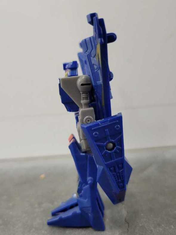 Soundwave Legends 4th Robot Mode - Hasbro (Cybertron) action figure collectible - Main Image 4