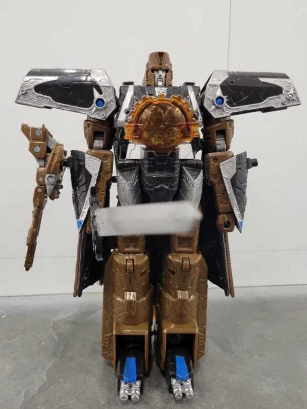 Vector Prime With Safeguard Robot Mode  - Hasbro (Universe 2.0) action figure collectible - Main Image 2