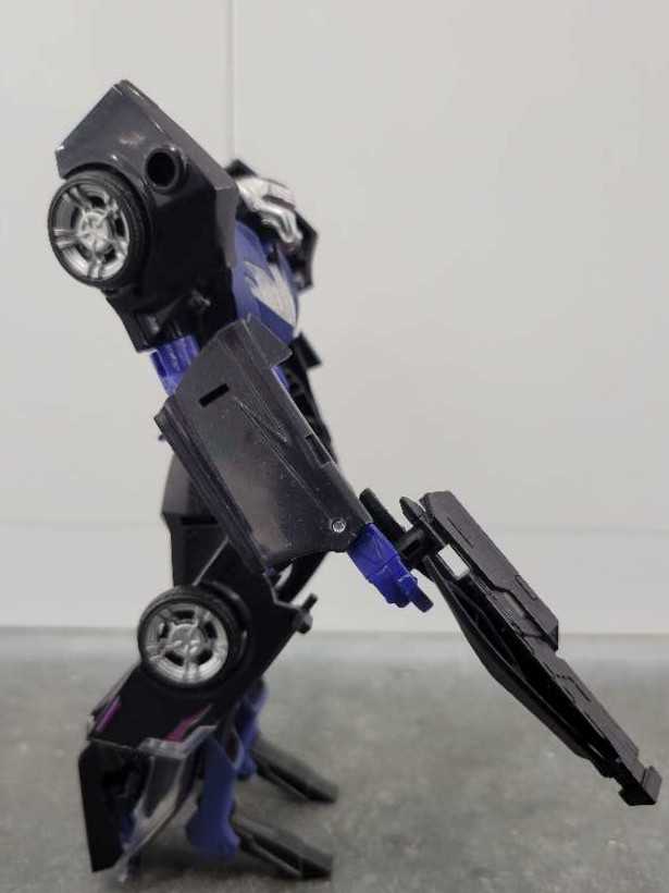 Vehicon 2nd Robot Mode - Hasbro (Prime) action figure collectible - Main Image 3