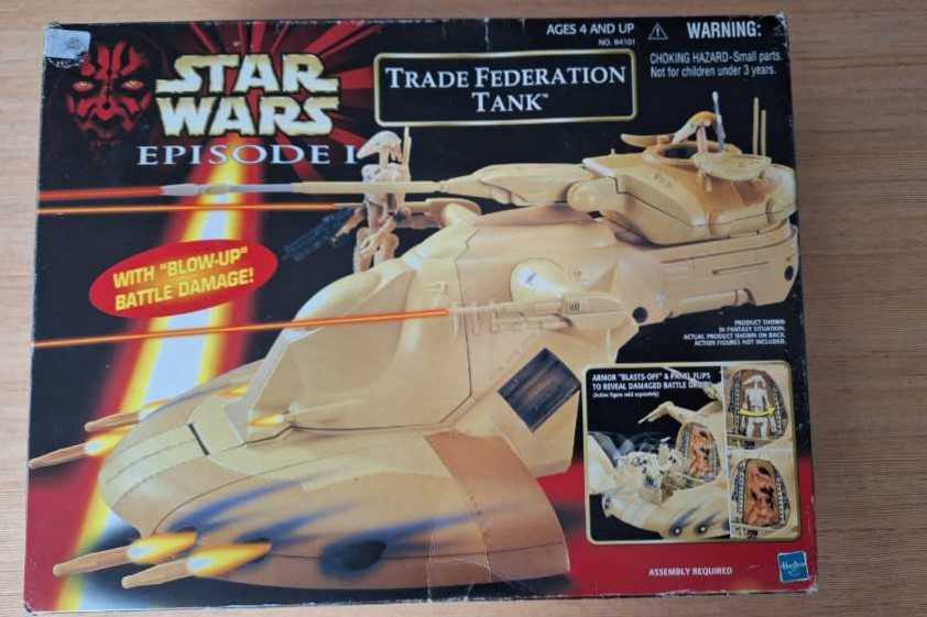 v) Trade Federation Tank  (Star Wars) action figure collectible [Barcode 076930841013] - Main Image 3