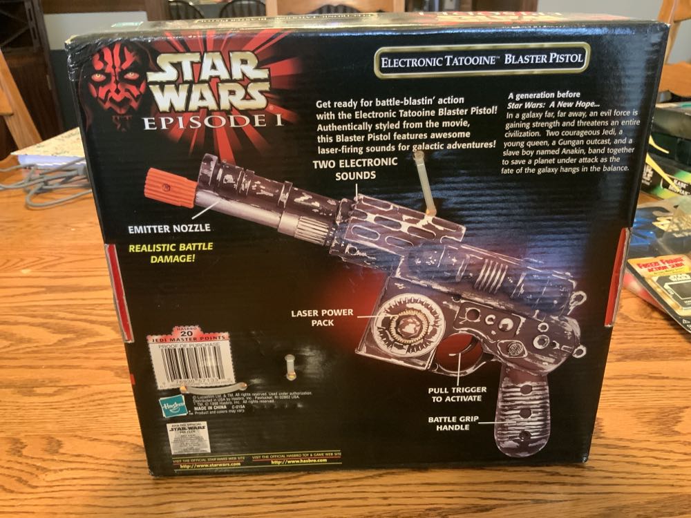 V-Gun-Tatooine Blaster Pistol - Kenner Hasbro (Episode I) action figure collectible [Barcode 076930571330] - Main Image 2