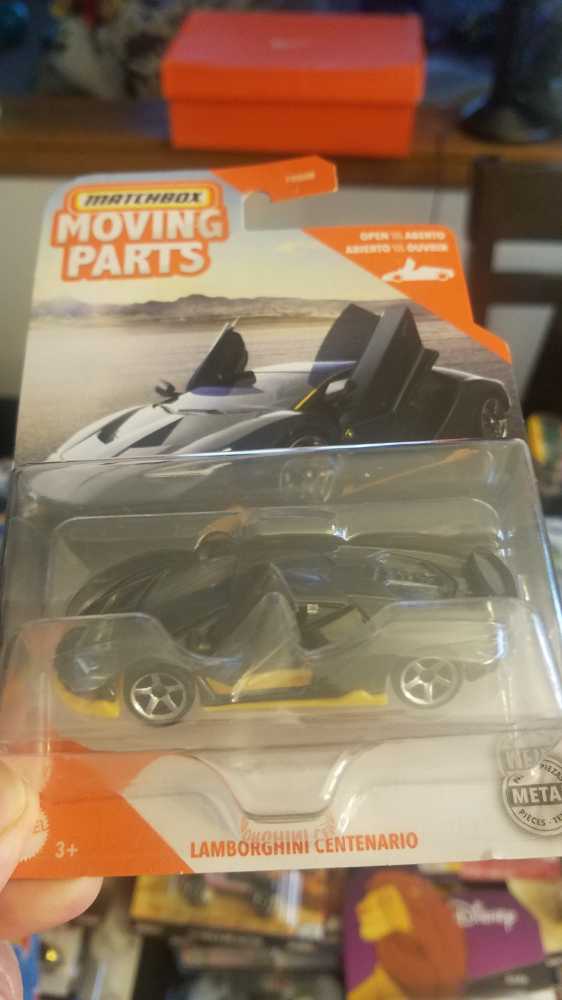 Hot Wheels - Matchbox Moving Parts Car Lot  action figure collectible - Main Image 4