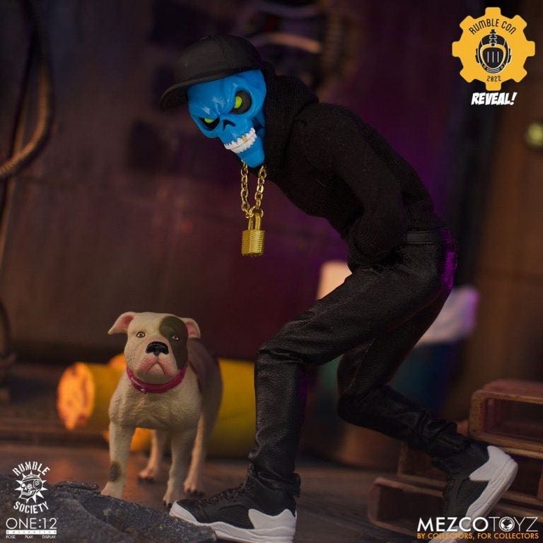 Mezco - One:12 Collective - Rumble Society - Cuzin Eddi - Cuzin Eddi: Eddi and Bella 4eva Edition 6” Action Figure - Mezco Toyz (One:12 Collective - Rumble Society - Cuzin Eddi) action figure collectible - Main Image 3