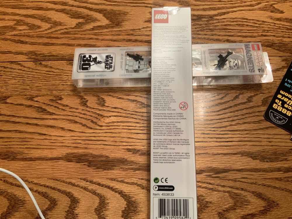 Lego Star Wars Magnets Boba Fett-Princess Leia-Royal Guard  (Lego - Star Wars) action figure collectible [Barcode 673419095822] - Main Image 2