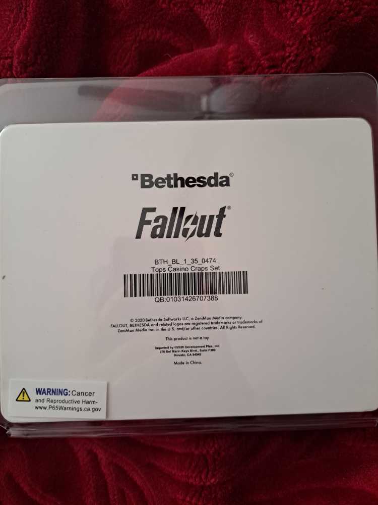 Tops Casino Craps Set - Bethesda (Fallout) action figure collectible - Main Image 2
