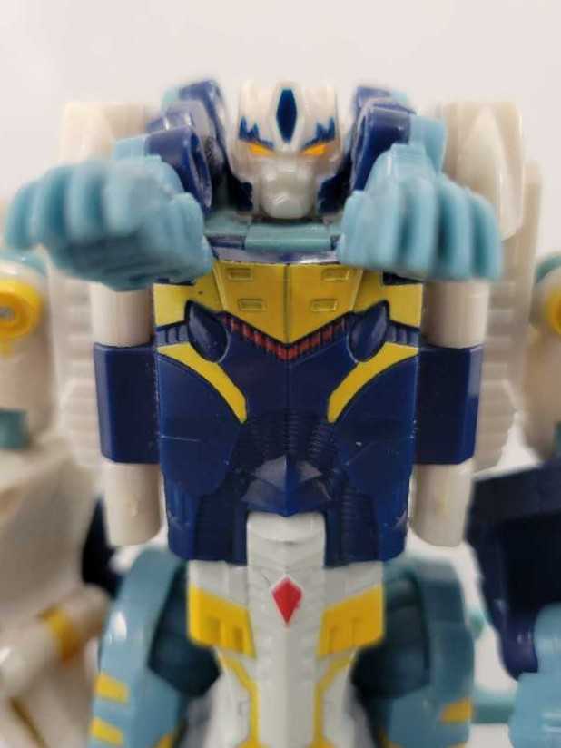 Snarl 2nd Robot Mode - Hasbro (Cybertron) action figure collectible - Main Image 1