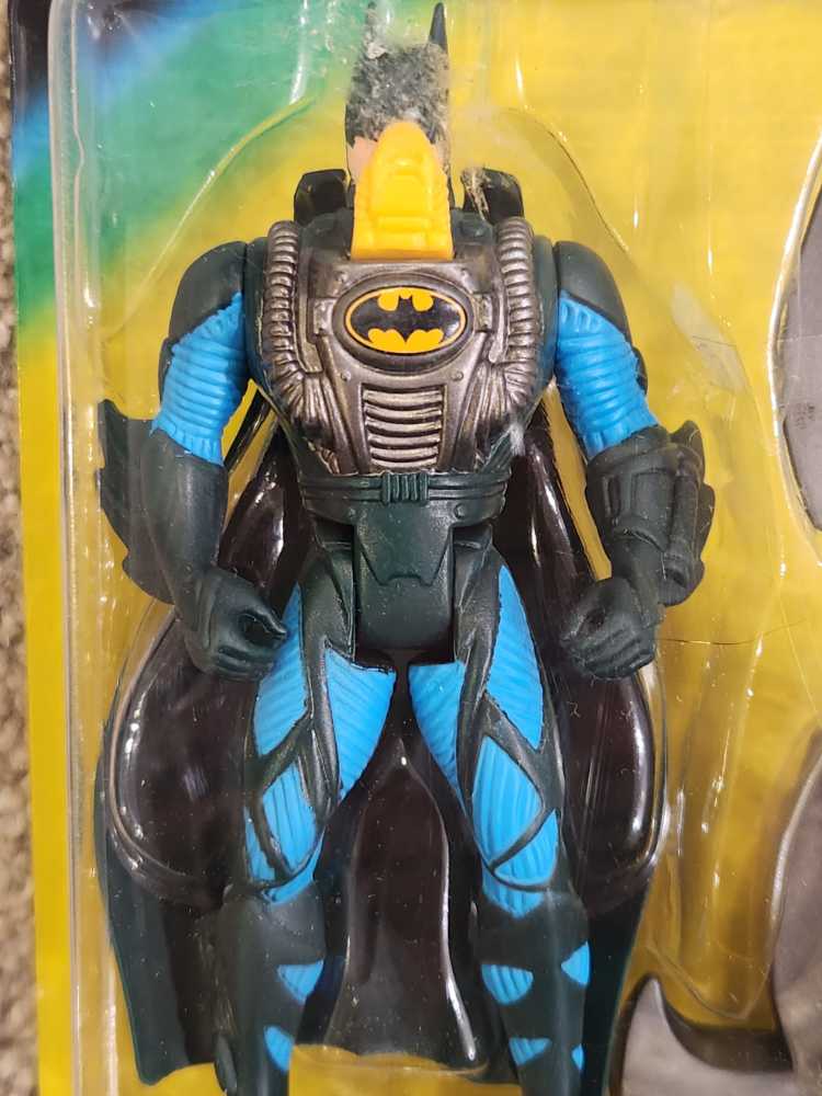 Batman (Manta Ray) - Kenner (Batman: Batman Forever) action figure collectible [Barcode 076281641539] - Main Image 3