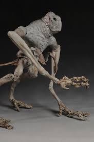 Cloverfield 14” Monster Figure - Hasbro (Cloverfield) action figure collectible [Barcode 653569363606] - Main Image 2