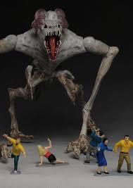 Cloverfield 14” Monster Figure - Hasbro (Cloverfield) action figure collectible [Barcode 653569363606] - Main Image 3