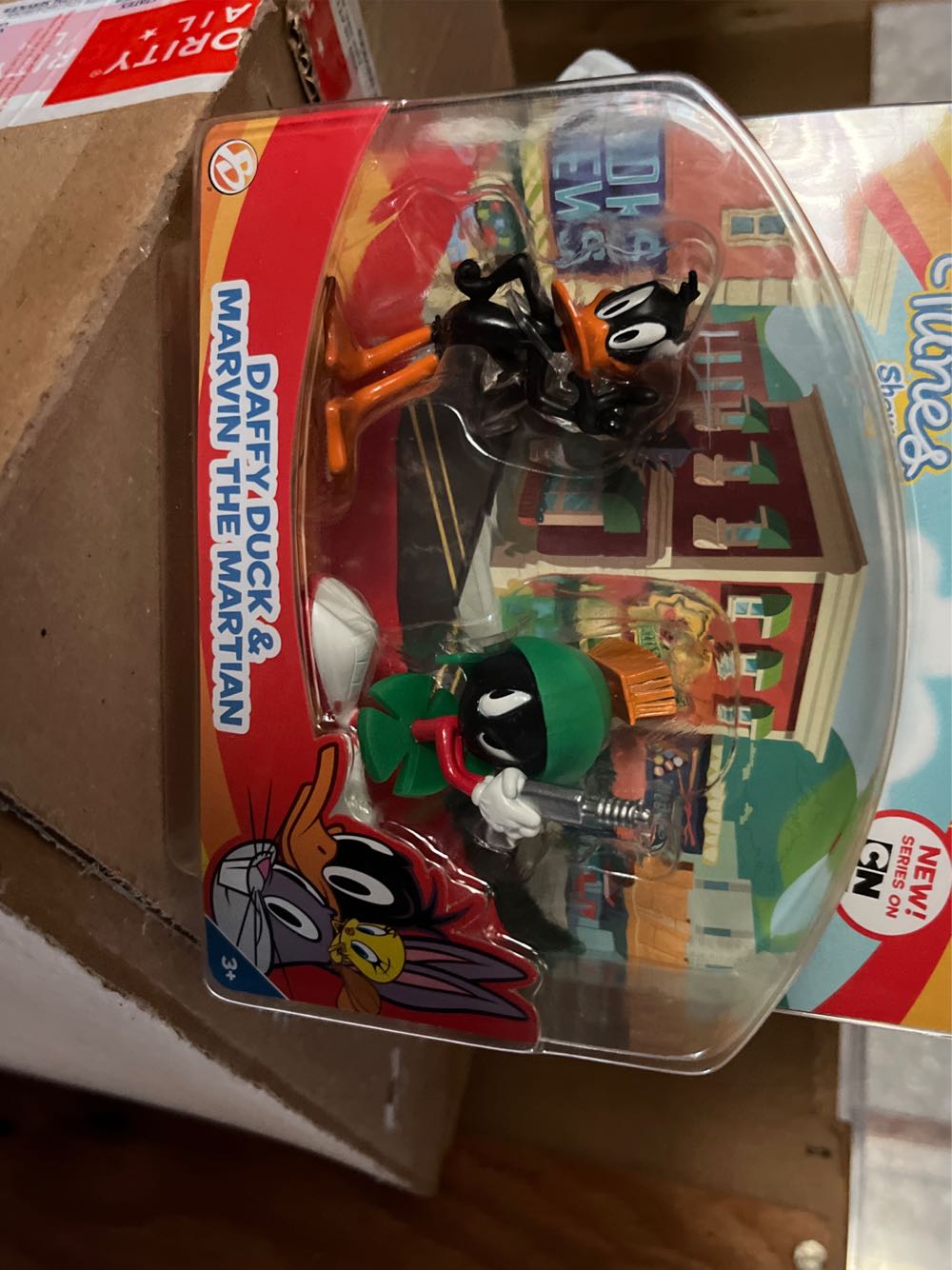 Resurrection of Monstress Howling Wolfinica Action Figure