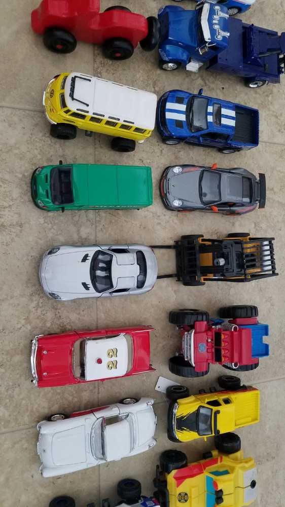 Cars - 1/36 Scale  action figure collectible - Main Image 3