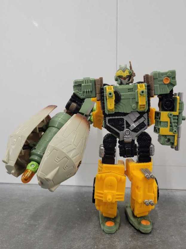 Heavy Load With Drill Bit Drillbit Robot Mode - Hasbro (Universe 2.0) action figure collectible - Main Image 2