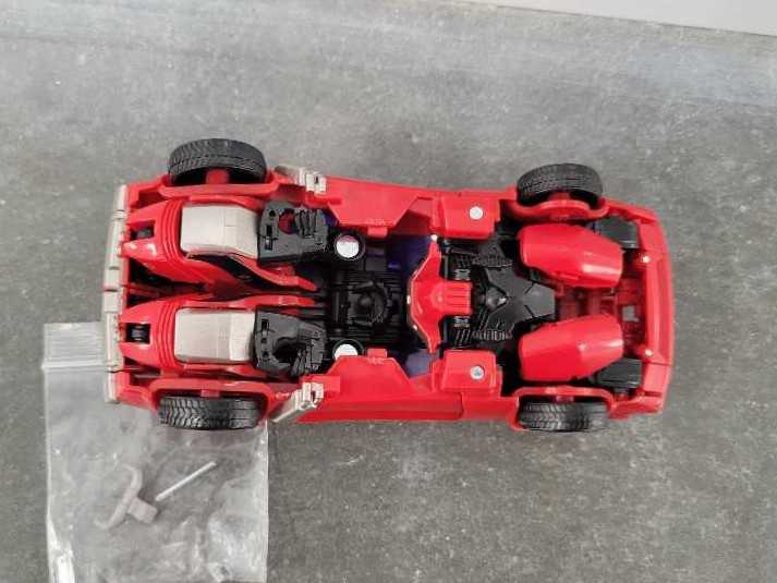 Cliffjumper Terrocon - Hasbro (Prime First Edition) action figure collectible - Main Image 4