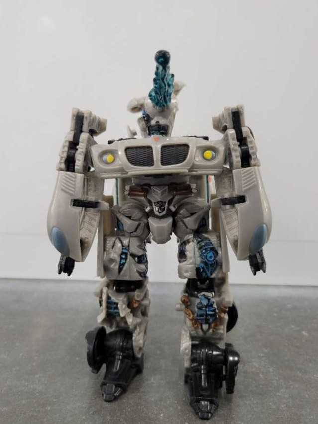 Jazz - Deluxe Class - Hasbro (Transformers) action figure collectible - Main Image 2