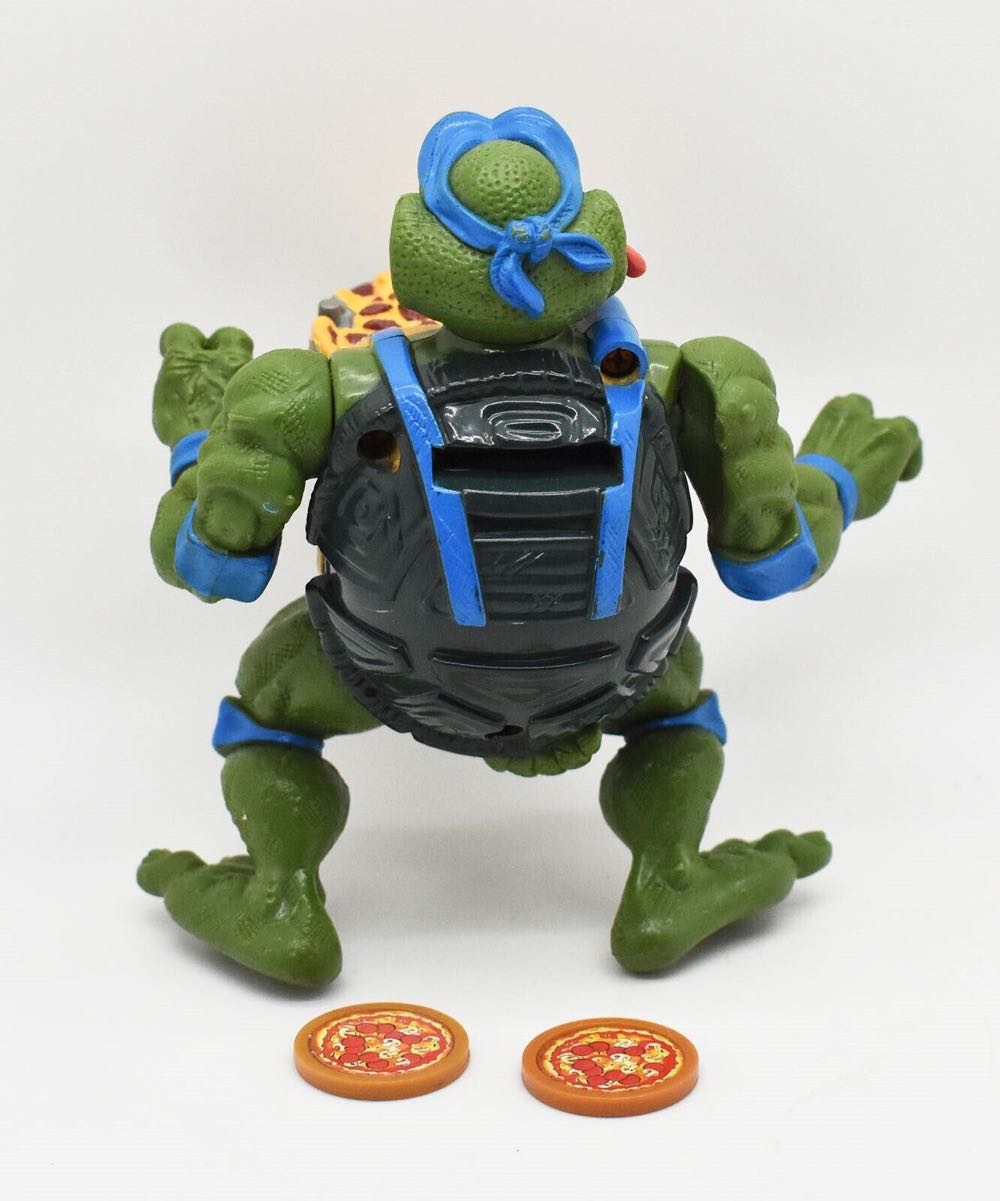 Pizza Tossin’ Leo TMNT Classic’s - Playmates (Classic Re-Issues) action figure collectible [Barcode 043377811510] - Main Image 2