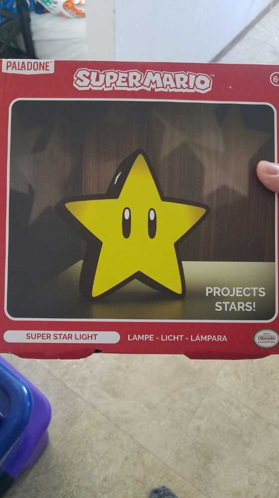 Super Mario - Super Star Light   action figure collectible [Barcode 5055964725884] - Main Image 2