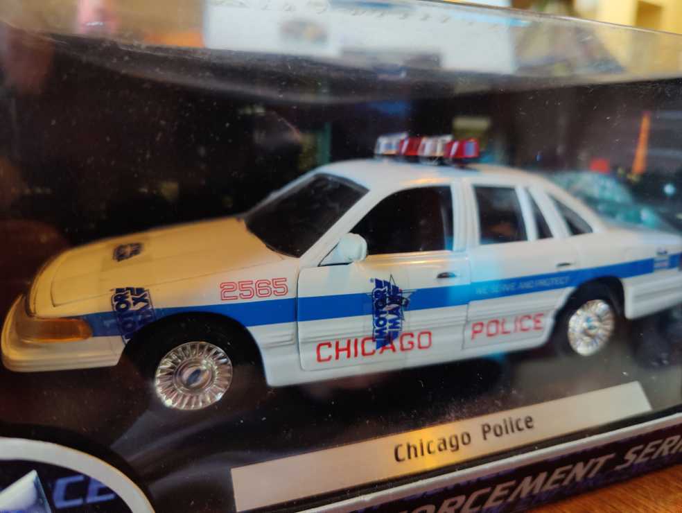 Chicago Police - Motormax (City of Motormax Police) action figure collectible - Main Image 2