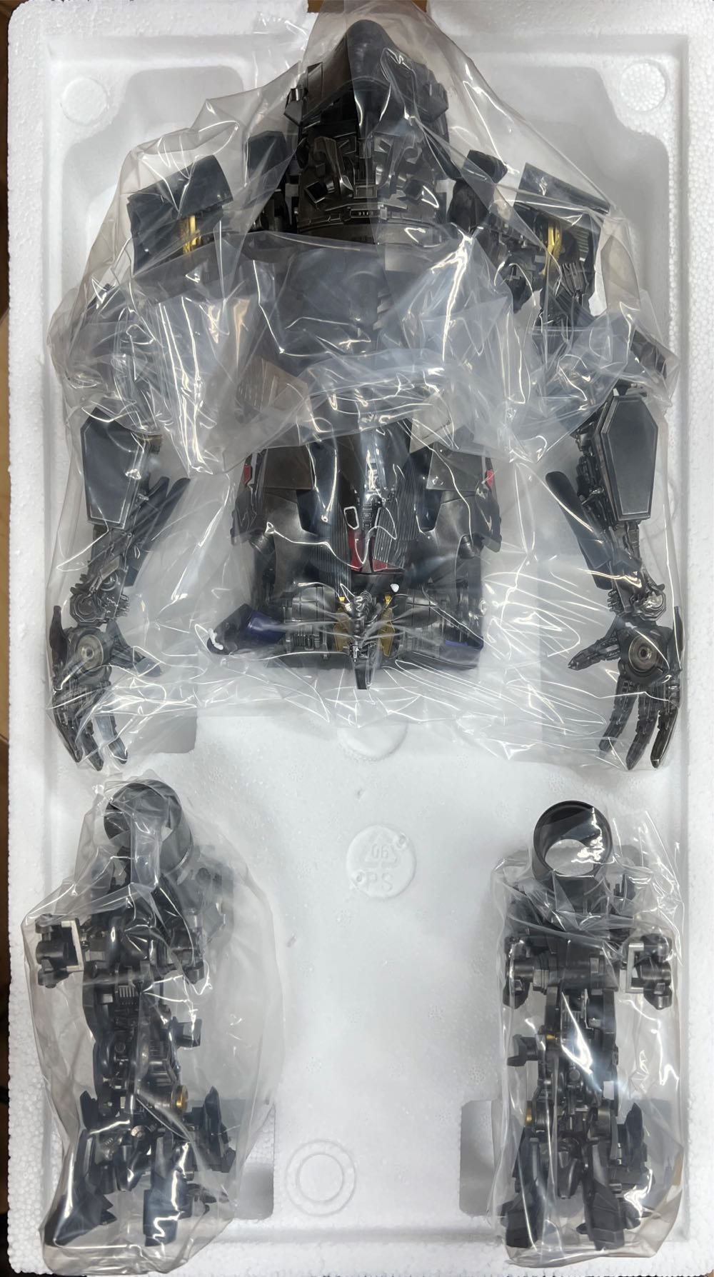 Threezero Transformers DLX Revenge Of The Fallen Jetfire  - three ZERO (Transformers) action figure collectible [Barcode 4897056202689] - Main Image 3