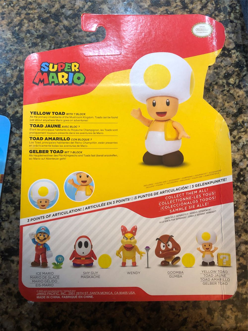 Yellow Toad - Jakks (Super Mario) action figure collectible [Barcode 192995415461] - Main Image 2