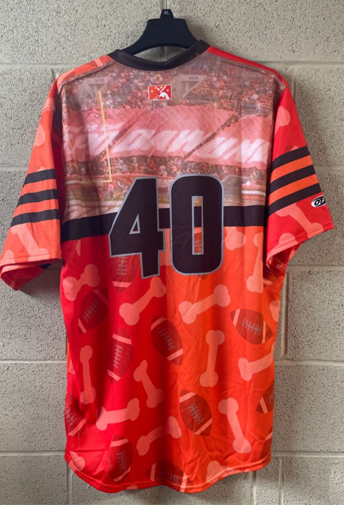 Cleveland Browns  (Lake County Captains) action figure collectible - Main Image 2