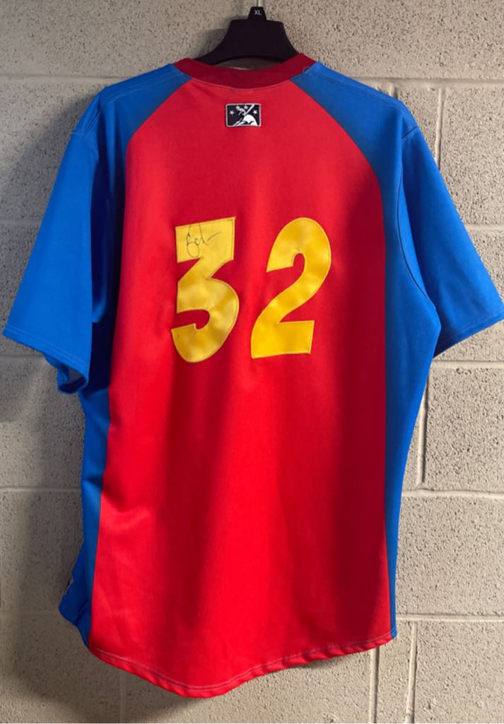 Superman - Signed  (Lake County Captains) action figure collectible - Main Image 2