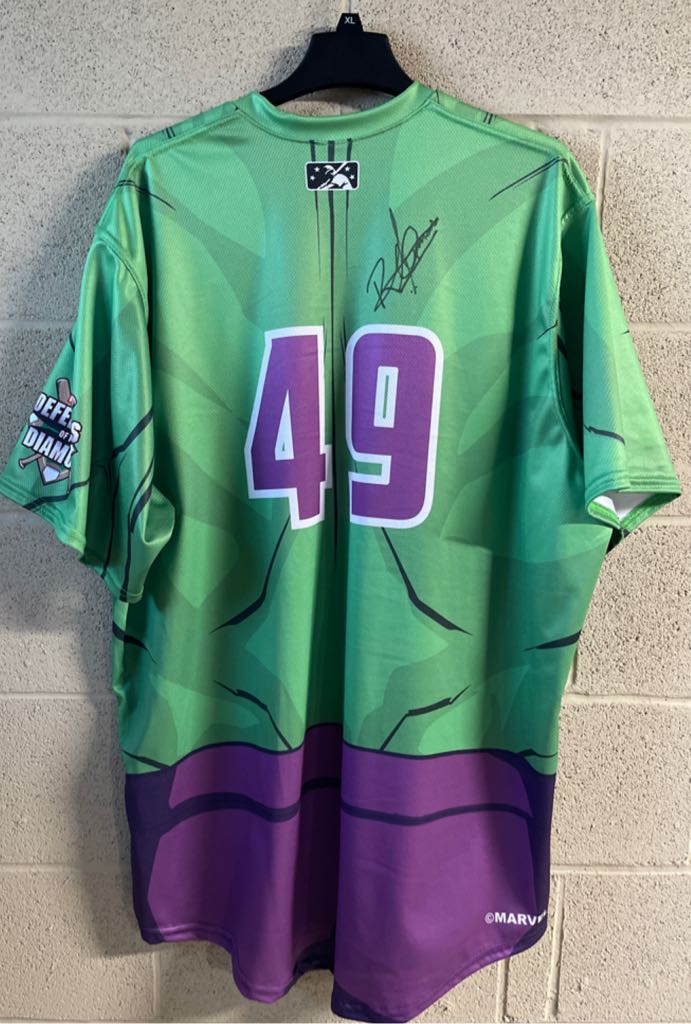 Hulk - Signed  (Lake County Captains) action figure collectible - Main Image 2