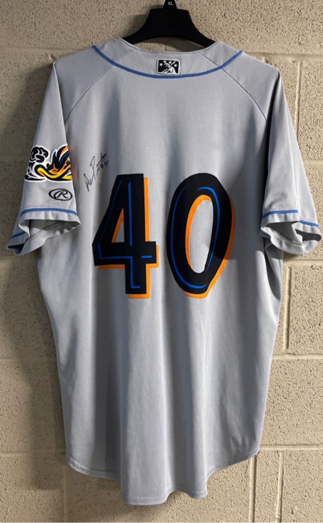 Away Gray - Signed  (Akron Aeros/Rubberducks) action figure collectible - Main Image 2