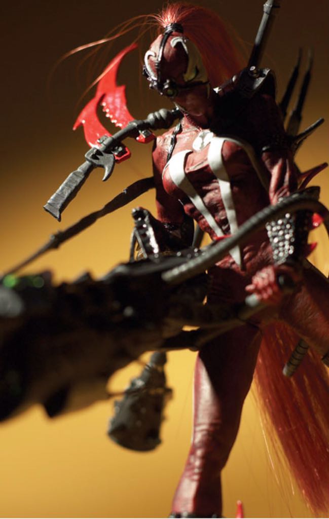 She SPAWN - Mcfarlene Toys (Spawn) action figure collectible [Barcode 787926113563] - Main Image 2