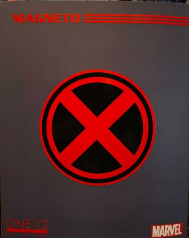 X-Men Magneto - Mezco (Marvel) (One 12) action figure collectible [Barcode 696198771404] - Main Image 3