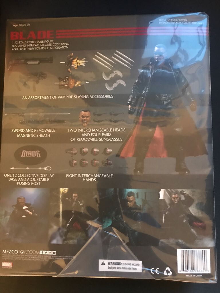Mezco One:12 Blade - Mezco Toyz (Blade) action figure collectible [Barcode 696198768800] - Main Image 2