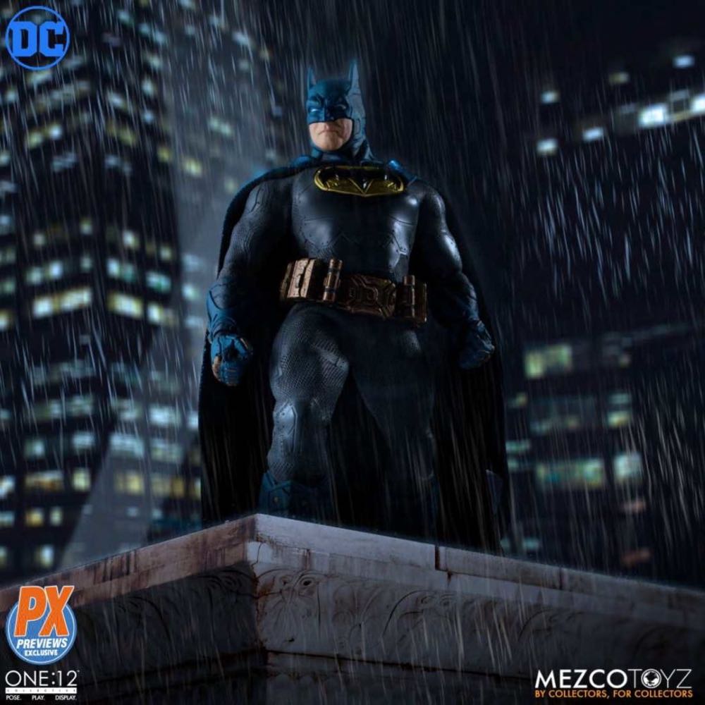 Batman Supreme Knight PX Exclusive - Mezco (Mezco One:12) action figure collectible [Barcode 696198774610] - Main Image 4