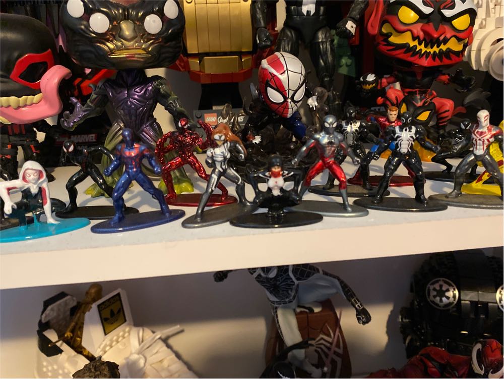 Die Cast Marvel Figs  action figure collectible - Main Image 2