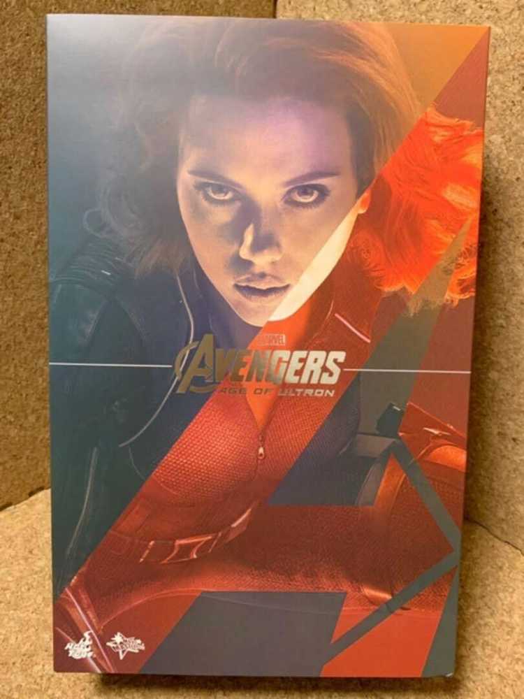 Black Widow (Natasha Romanoff) - Hot Toys ((Movie 2015) Age Of Ultron) action figure collectible - Main Image 2