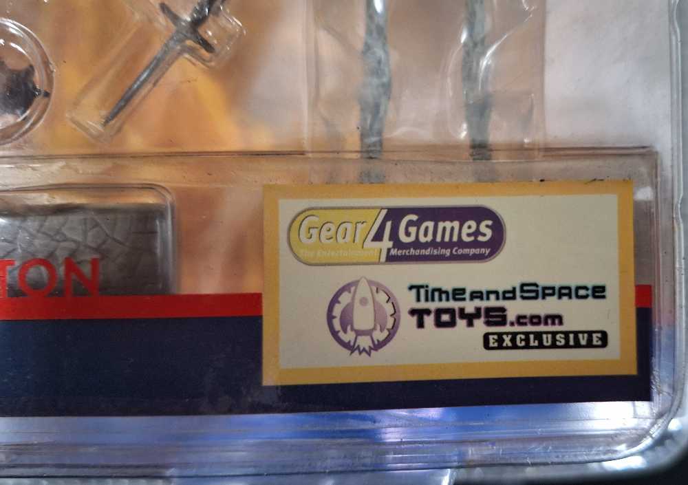 Knight & Deadite Skeleton - Palisades (Army Of Darkness) action figure collectible [Barcode 666620112396] - Main Image 3