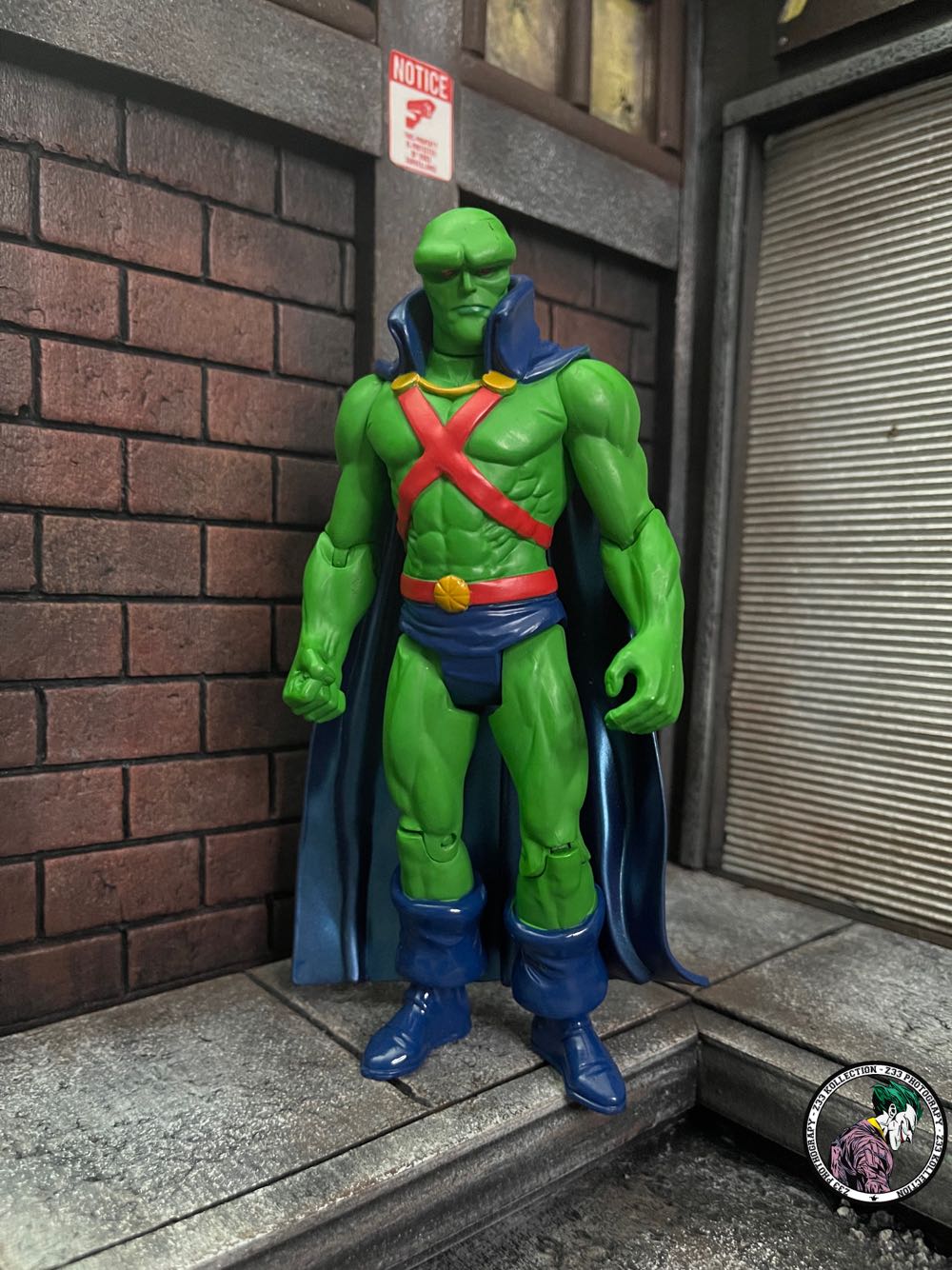 DC Direct (2006) (106x03) J’onn J’onzz / Martian Manhunter - DC Direct (DC Secret Files: Unmasked Series 2) action figure collectible - Main Image 2