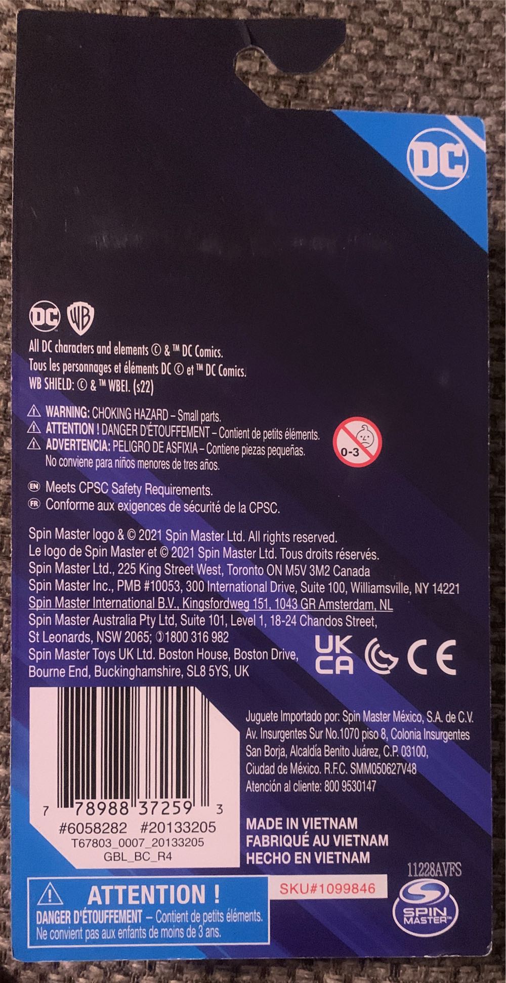 Superman (6”) - Spin Master (DC Heroes Unite) action figure collectible [Barcode 778988372593] - Main Image 2