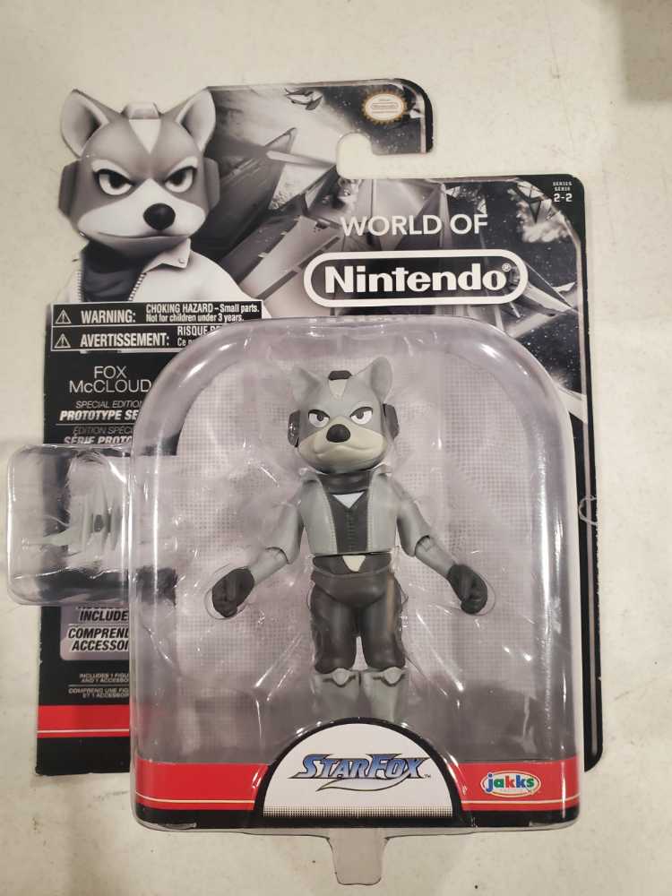 Fox McCloud  action figure collectible [Barcode 039897386072] - Main Image 1