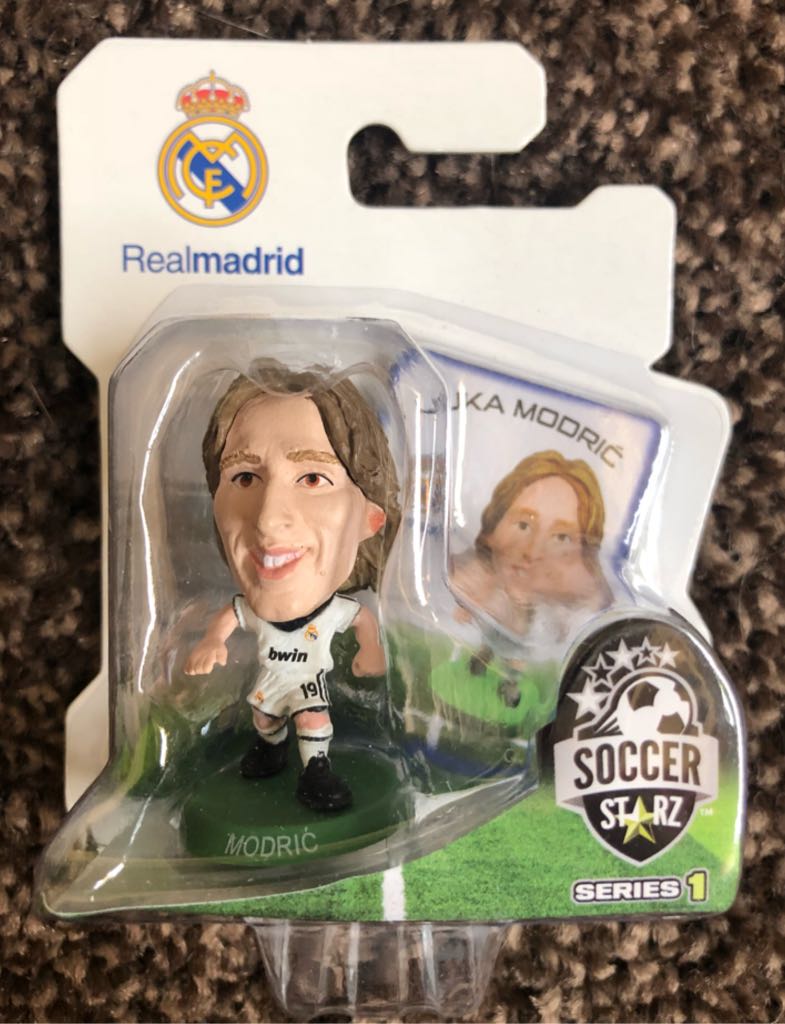 SoccerStarz - Real Madrid - Luka Modric - Creative Toys Company action figure collectible [Barcode 5060220221604] - Main Image 2