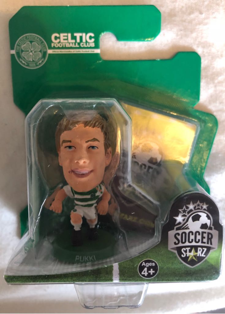 SoccerStarz - Celtic - Teemu Pukki - Creative Toys Company action figure collectible [Barcode 5060220227866] - Main Image 2