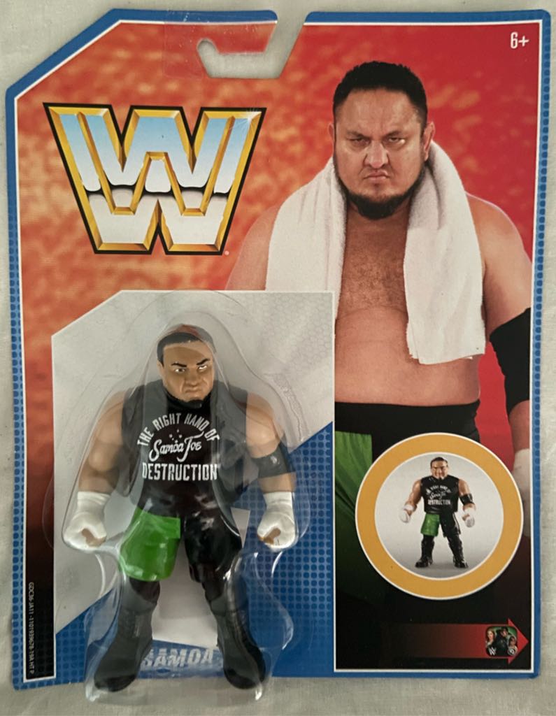 2nd Doctor and Electronic Tardis (from The Abominable Snowmen)