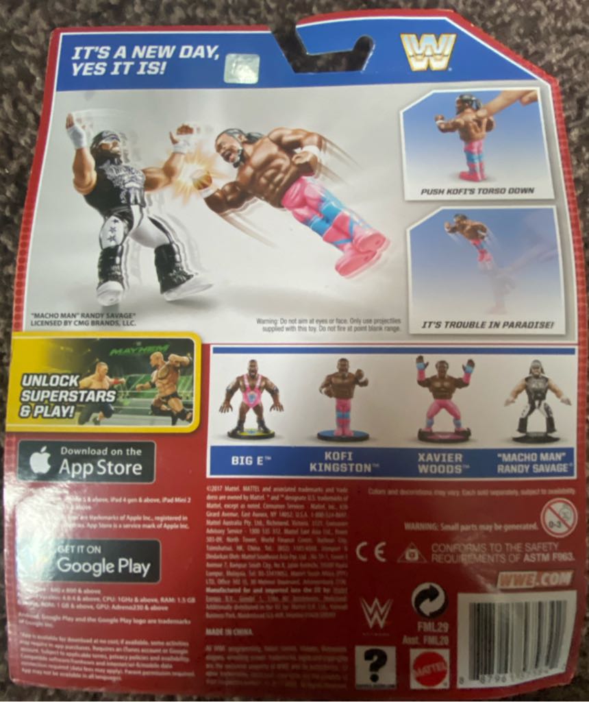 Kofi Kingston - Mattel action figure collectible [Barcode 887961575842] - Main Image 2
