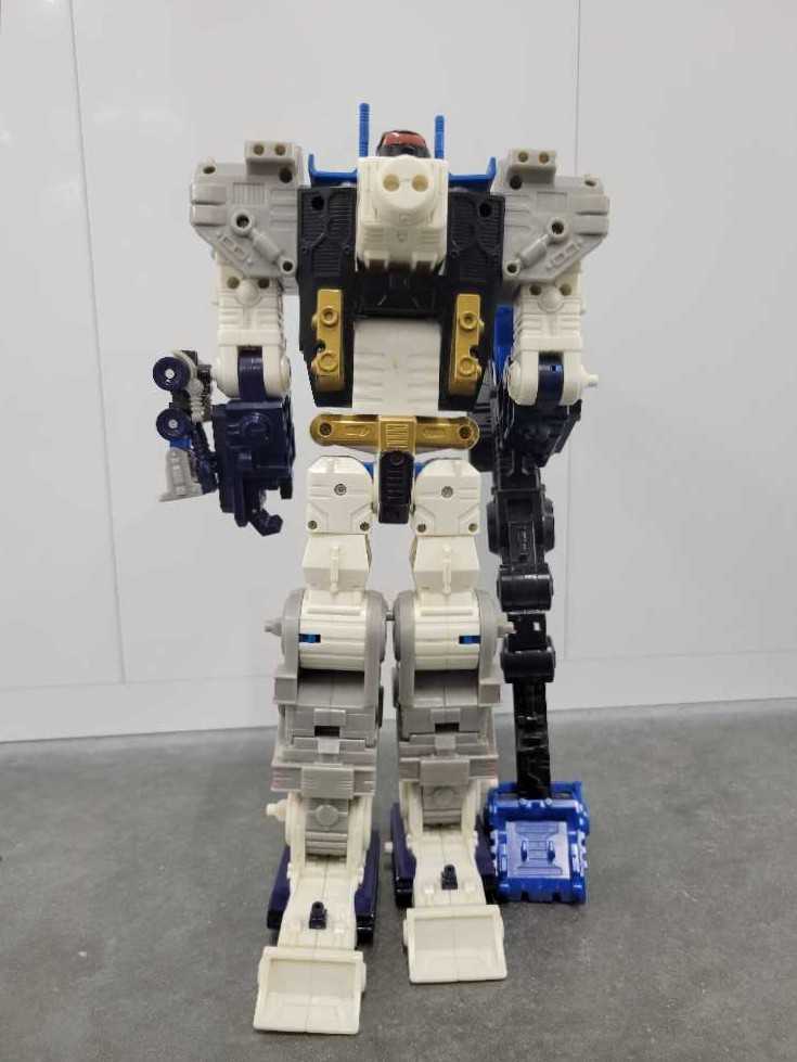 Metroplex With Drill Bit Drillbit - Hasbro (Cybertron) action figure collectible - Main Image 4