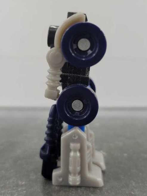 Drill Bit Drillbit - Hasbro (Cybertron) action figure collectible - Main Image 2