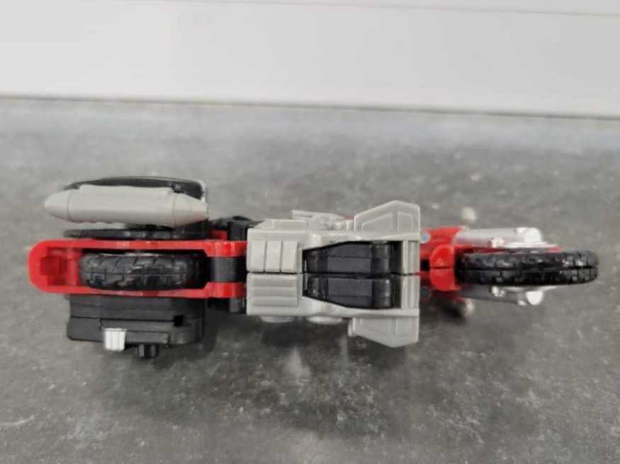 Hightail - Hasbro (Cybertron) action figure collectible - Main Image 4