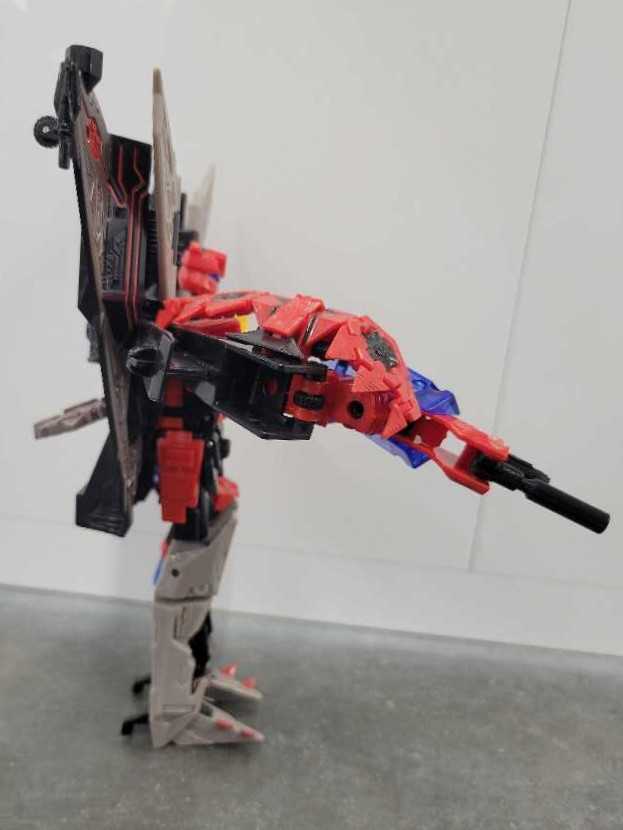 Blaster 4th With Blackrock Robot Mode - Hasbro (Universe 2.0) action figure collectible - Main Image 3
