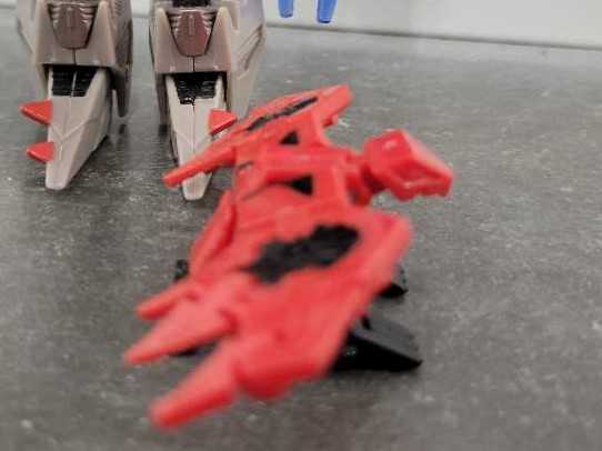 Blackrock 2nd With Blaster Beast Mode - Hasbro (Universe 2.0) action figure collectible - Main Image 2