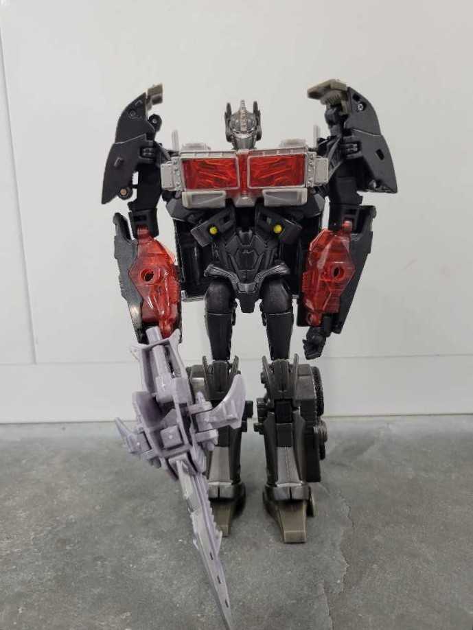 Nemesis Prime With Giza - Takara (Arms Micron) action figure collectible - Main Image 2