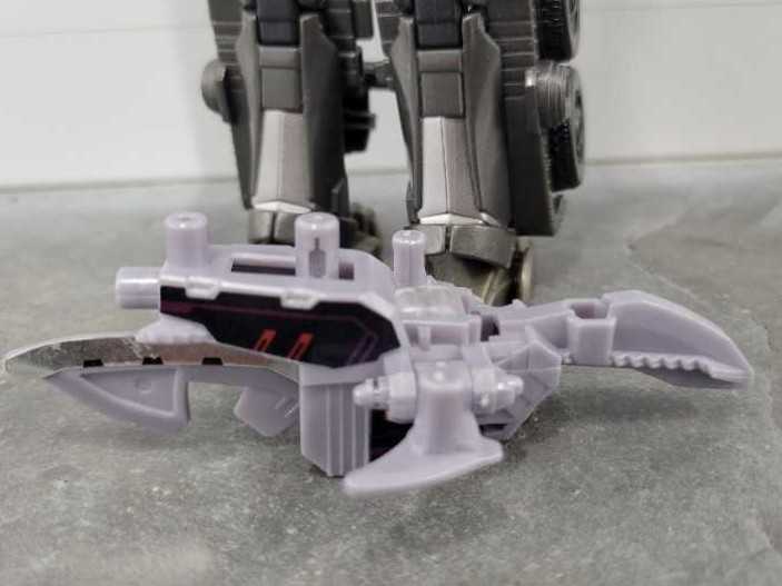 Giza With Nemesis Prime - Hasbro (Arms Micron) action figure collectible - Main Image 3